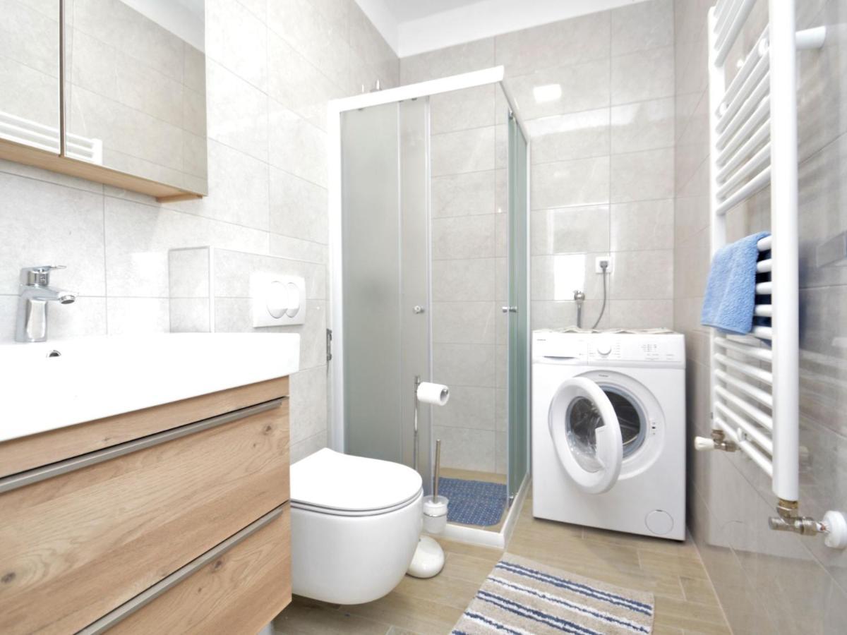 Bellevue - Pul332 By Interhome